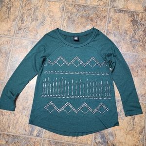 Womens BOBEAU Stud Design  Pullover Top Made In USA Sz M